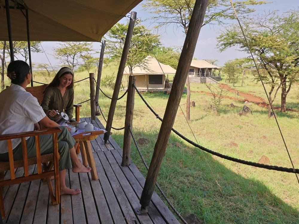 Serengeti Kifaru Tented Lodge Mugumu Exterior foto